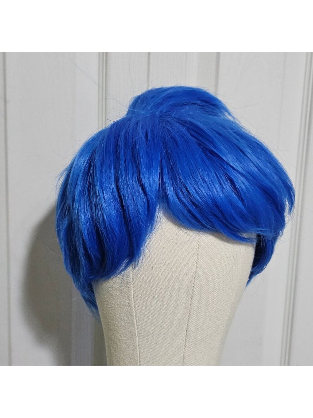 Inside Out Joy Costume Wig Blue Short Layered Pixie Cosplay Adult Halloween NEW